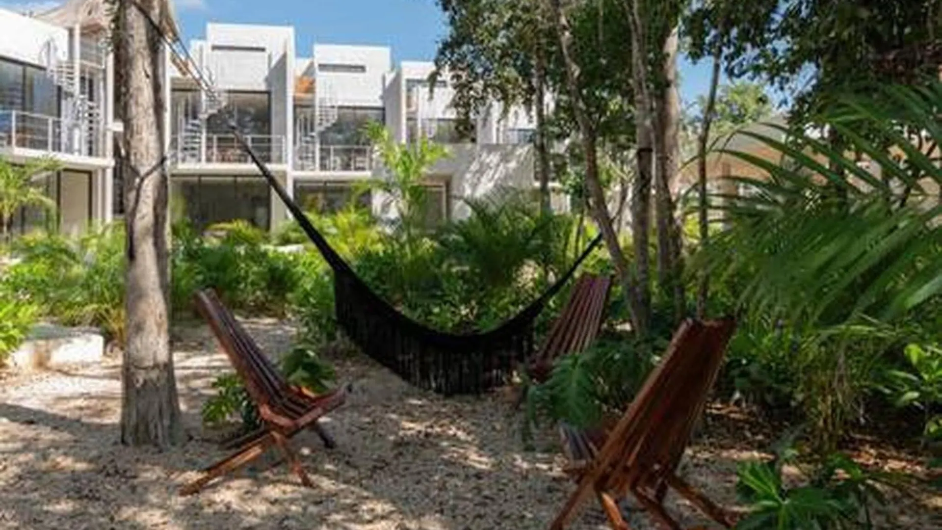 116 Seremonia Selva Private Pool & Grill 2 Bedroom Apartment Tulum
